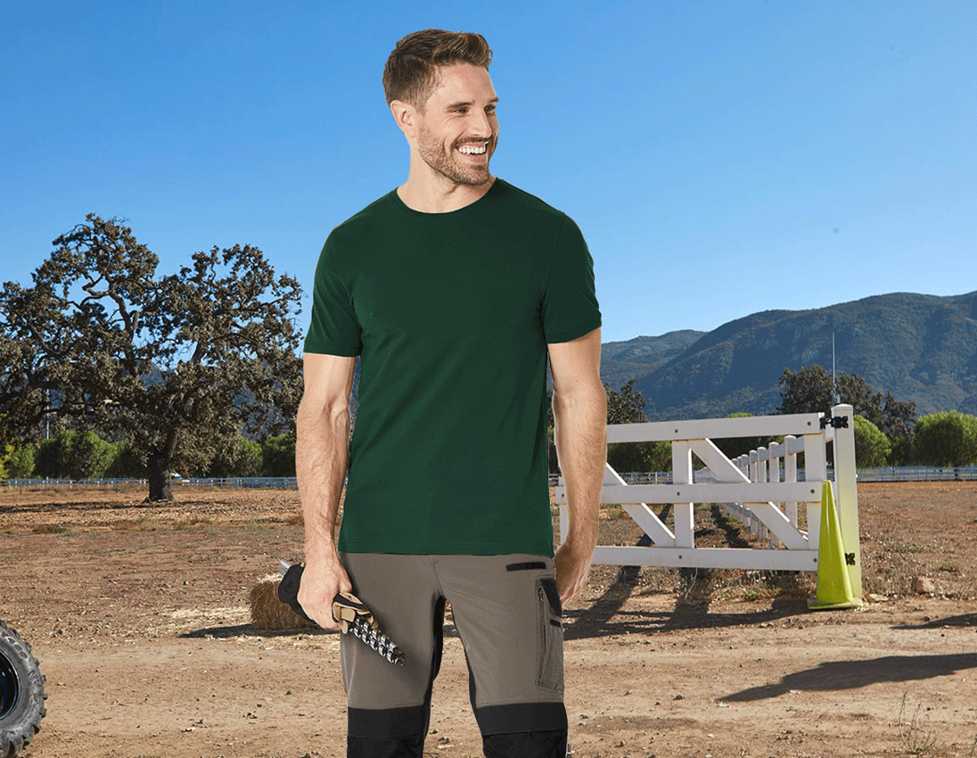 Shirts & Co.: e.s. T-Shirt cotton stretch, slim fit + grün