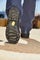 Das gelbe Vibram®-Logo ist ab jetzt  auf Schuh-Profilen von engelbert strauss zu sehen: Die Vibram® Technologie XS Work bietet super Halt und Grip - besonders auf nassen, glatten und rutschigen Böden. Die Gummi-Mischung ist super elastisch und abriebstark.